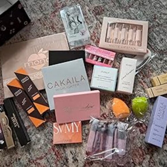 BRAND NEW All in One Makeup Kit